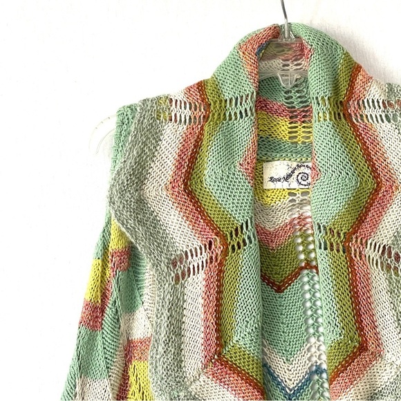Anthropologie Rosie Neira Knitted Sweater Vest in Multicolour Chevron Pattern - Picture 5 of 13